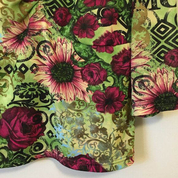 Y2K 'Save The World' Retro Flowers + Text Printed Mesh Top - Picture 6 of 16